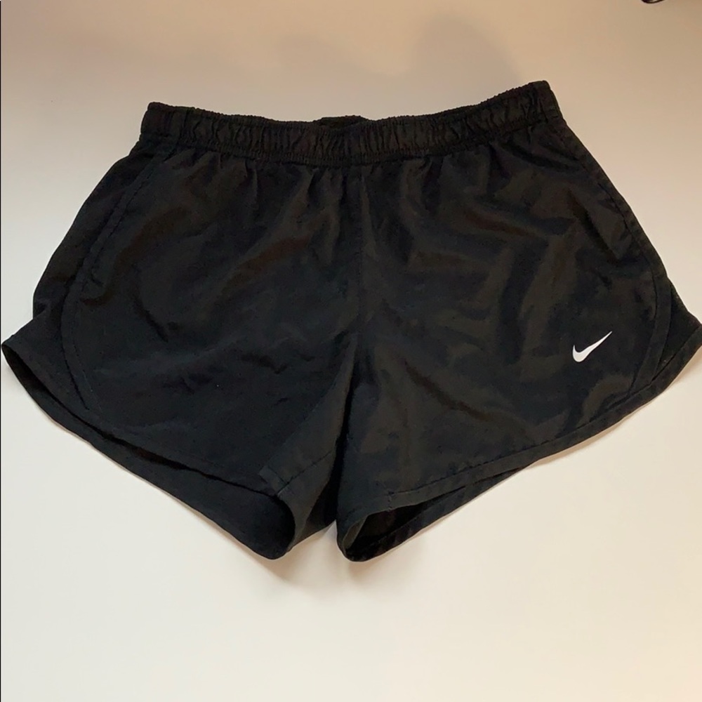 Black nike shorts